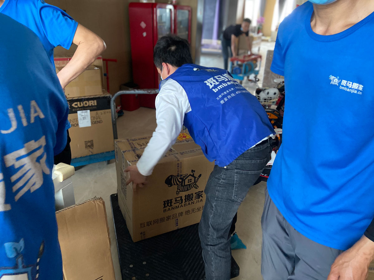 深圳日式搬家1.jpg